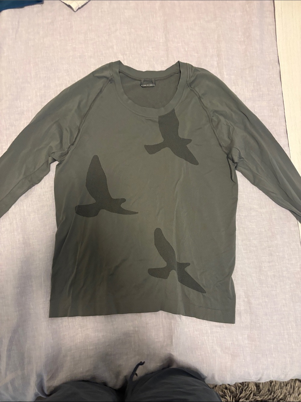 oiselle dark gray Long Sleeve Top with Dark Bird Silhouettes